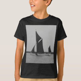 Camiseta Lembrete de Barcaça de Vela