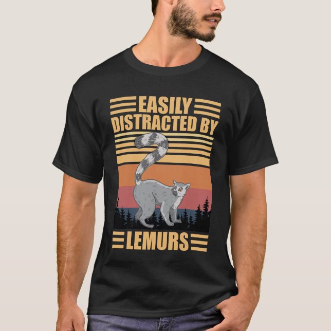 Camiseta Lemur Lover Easily Distracted By Lemurs (Frente)