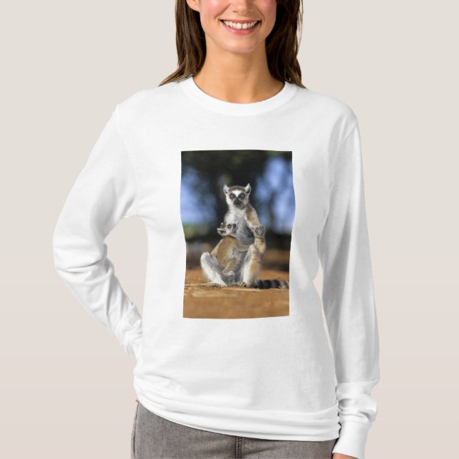 Camiseta Lêmure-de-cauda-anelada, (Lemur catta), Mãe e (Frente)
