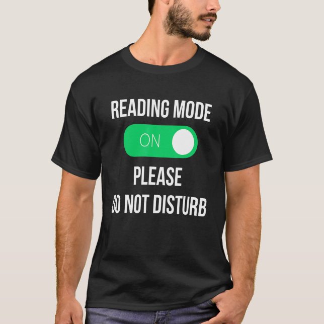 Camiseta Lendo livro de verme (Frente)