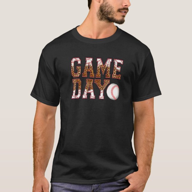 Camiseta Leopard Baseball Game Day Vibes Baseball Mãe Mothe (Frente)