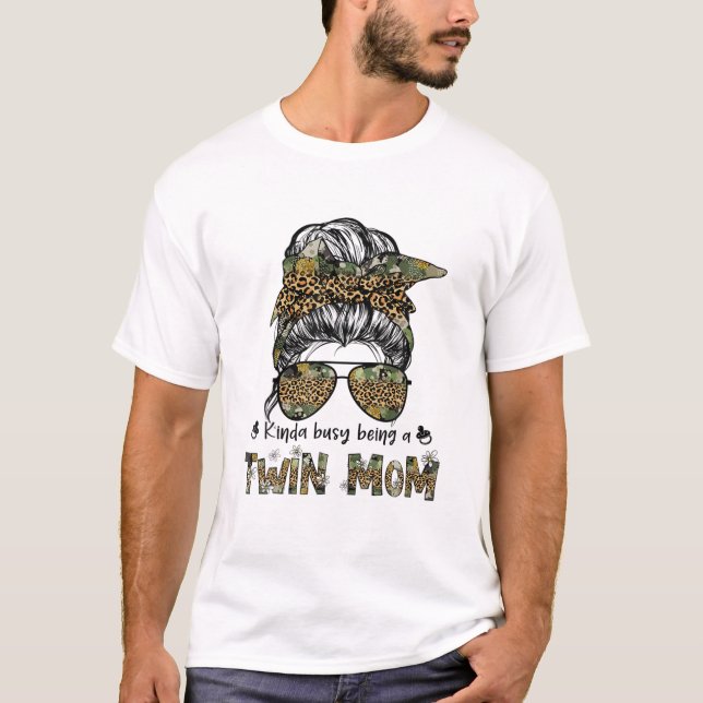 Camiseta Leopard Camo Meio Ocupado Sendo Uma Mãe Mata De Vi (Frente)