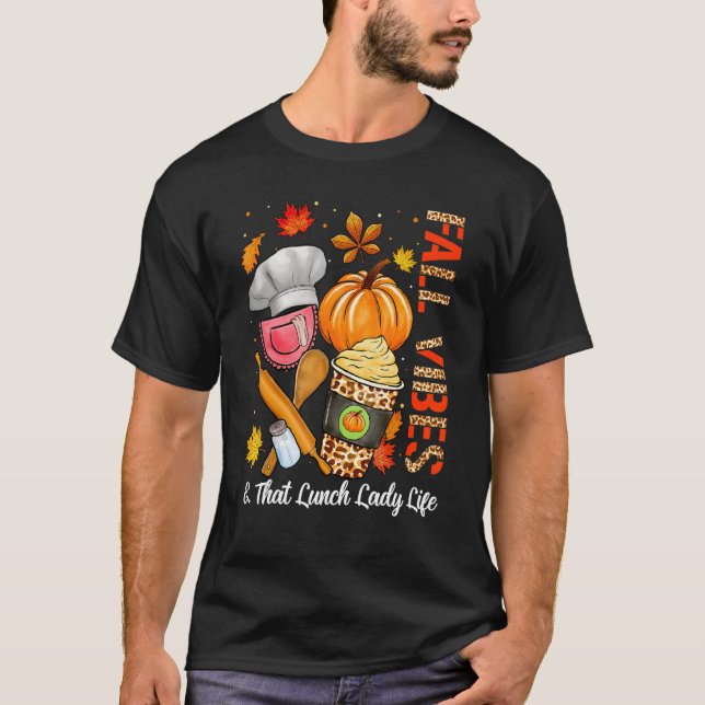 Camiseta Leopard Fall Vibes That Lunch Lady Life Thanksgivi (Frente)