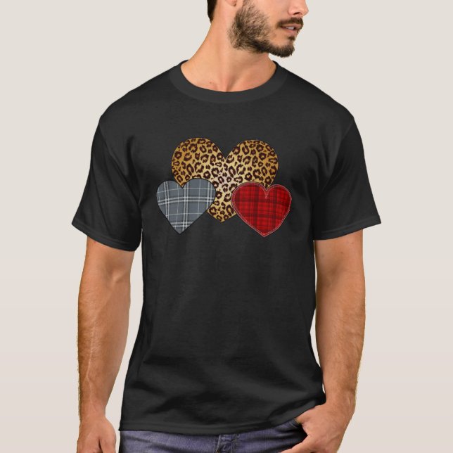 Camiseta Leopard Heart Buffalo Red Black Plaid Heart Valent (Frente)