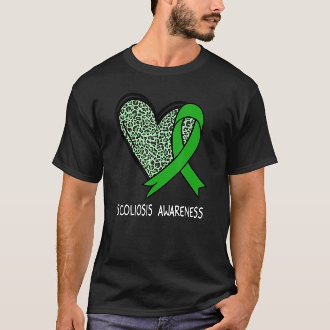 Camiseta Leopard Heart Scoliosis Awareness Green Ribbon (Frente)
