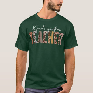 Camiseta Leopard Kindergarten Teacher Funny Job Title Schoo