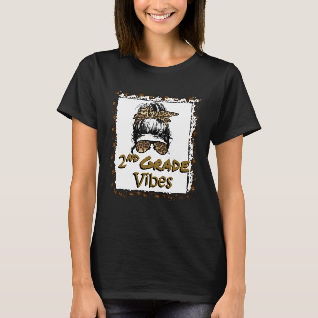 Camiseta Leopard Messy Bun Bleached Girls 2nd Grade Back To (Frente)