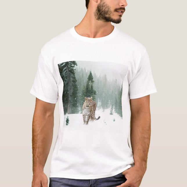 Camiseta Leopardo da Neve Persa na Neve (Frente)