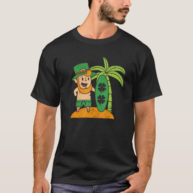 Camiseta Leprechaun Hawaiian Surfing St Patricks Day Hawaii (Frente)