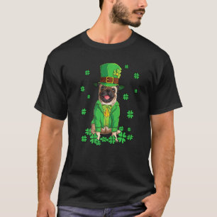 Camiseta Leprechaun Pug Dia de São Patrício Trevo Cachorro