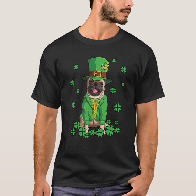 Camiseta Leprechaun Pug St Patrick's Day Shamrock Dog (Frente)