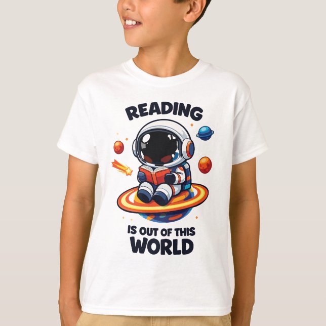 Camiseta Ler é fora deste mundo (Frente)