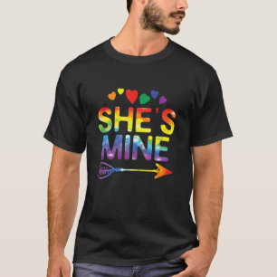 Camiseta Lésbica Casal Engraçado Ela é minha amiga a combin