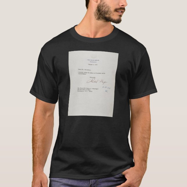 Camiseta Letra da renúncia de Richard M. Nixon 1974 (Frente)