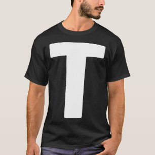 Camiseta Letra grande e branca em negrito