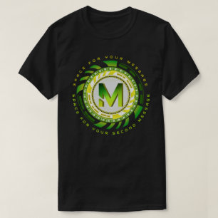 Camiseta Letra M de Tipografia de Tecnologia Futurista Text