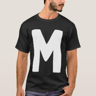 Camiseta Letra M grande e negrito branco