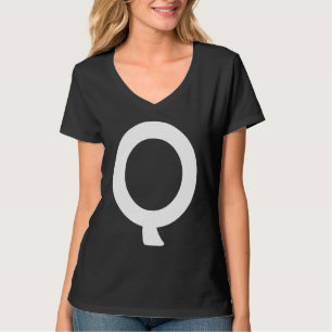 Camiseta Letra Maiúscula Q Alfabeto Branco Grande Simples e