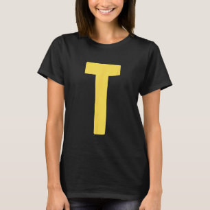 Camiseta Letra T grande e negrito em amarelo