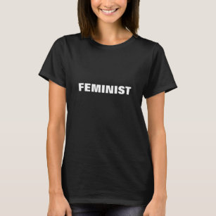 Camiseta Letras brancas "feministas" - fundo negro