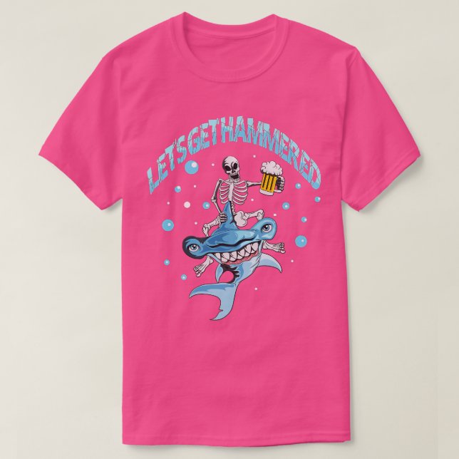 Camiseta Let's Get Hammered Pun Wordwitz Drinking Game Beer (Frente do Design)