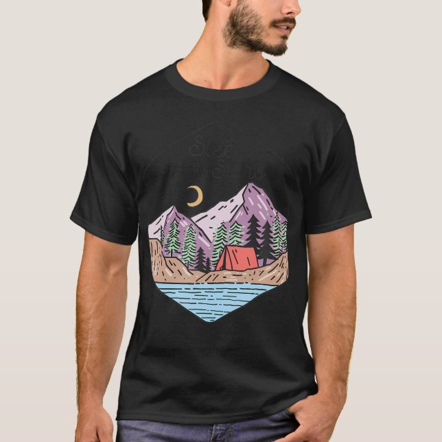Camiseta Lets Sleep Under Stars Camping Shirt Retro Camper  (Frente)