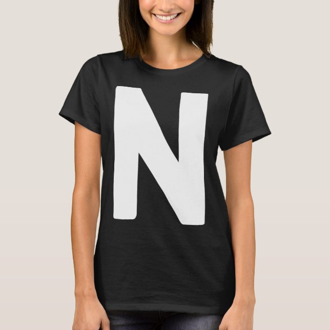 Camiseta Letter N big and bold white (Frente)