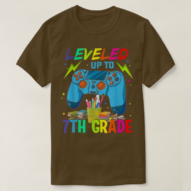 Camiseta Levado Até 7 De Volta Ao Jogo De Vídeo Da Escola  (Frente do Design)
