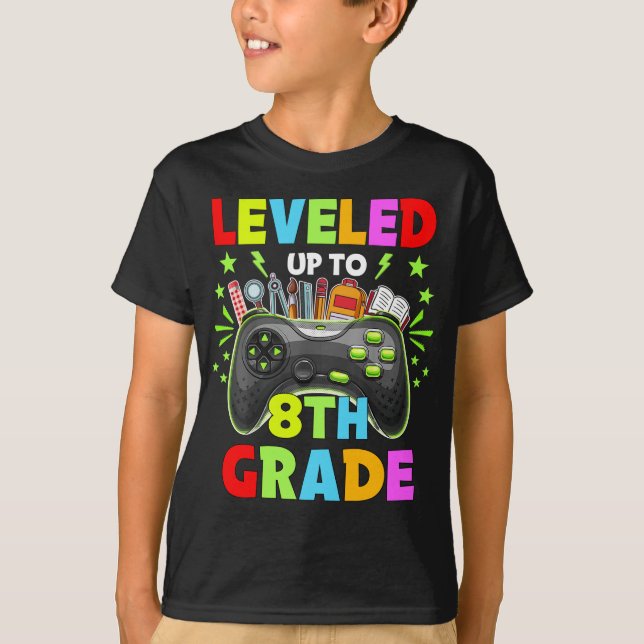 Camiseta Levado até 8º ano de volta à escola (Frente)