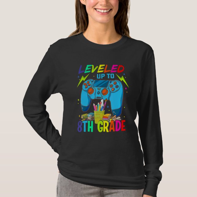 Camiseta Levado Até 8° Ano De Volta Ao Jogo De Vídeo Da Esc (Frente)