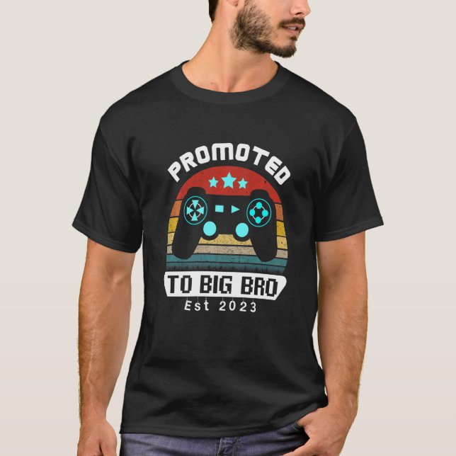 Camiseta Levado Até O Big Bro 2023 Video Game Promovido Bro (Frente)
