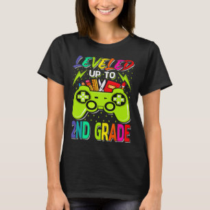 Camiseta Levado Até O Jogador De Nível segundo De Volta À E
