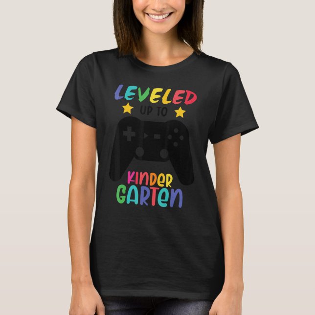 Camiseta Levado Até O Kinder Garten Gaming De Volta À Escol (Frente)