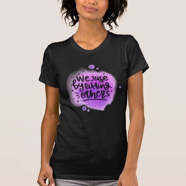 Camiseta Levantamo-Nos Levantando Outros (Frente)