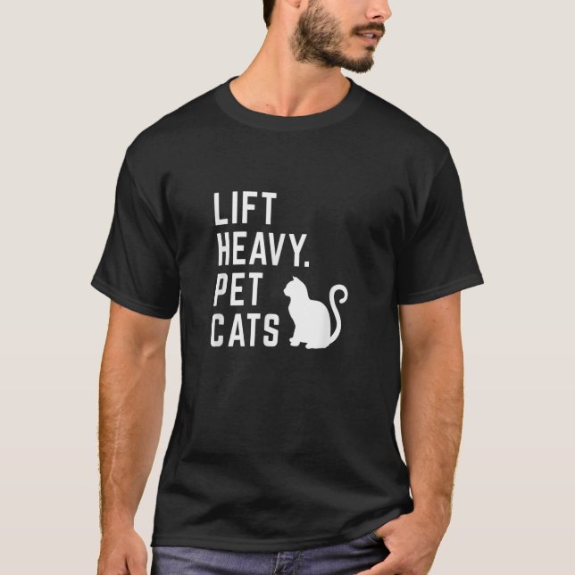 Camiseta Levante os gatos pesados de estimação, treino de g (Frente)