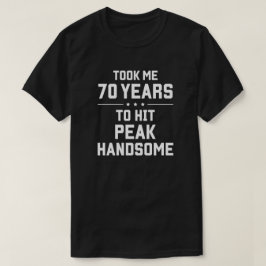Camiseta Levei 70 anos para atingir o pico bonito