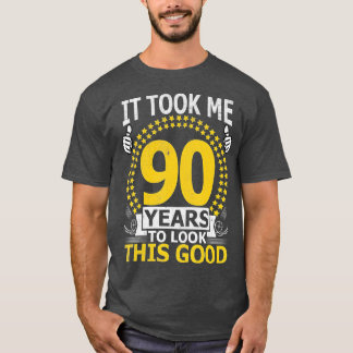 Camiseta Levei 90 anos para parecer um Bom 90 anos engraçad