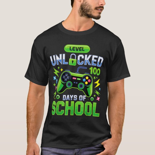 Camiseta Level 100 Days Of School Unlocked Funny Video Game (Frente)