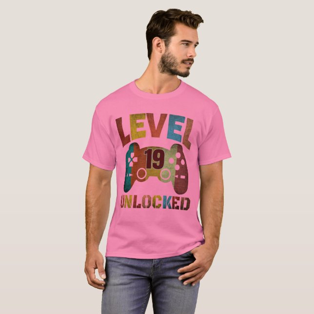 Camiseta LEVEL 19 UNLOCKED (Frente Completa)