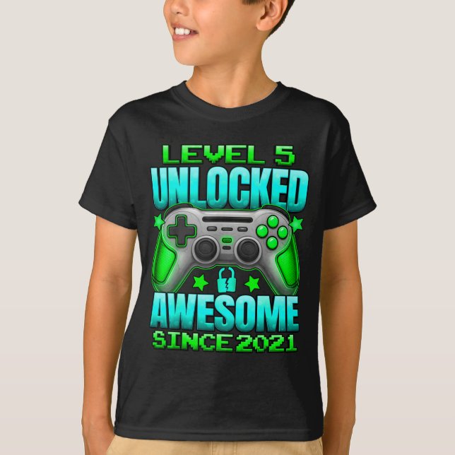 Camiseta Level 5 Unlocked 5 Year Old For Boys 5th Birthday  (Frente)