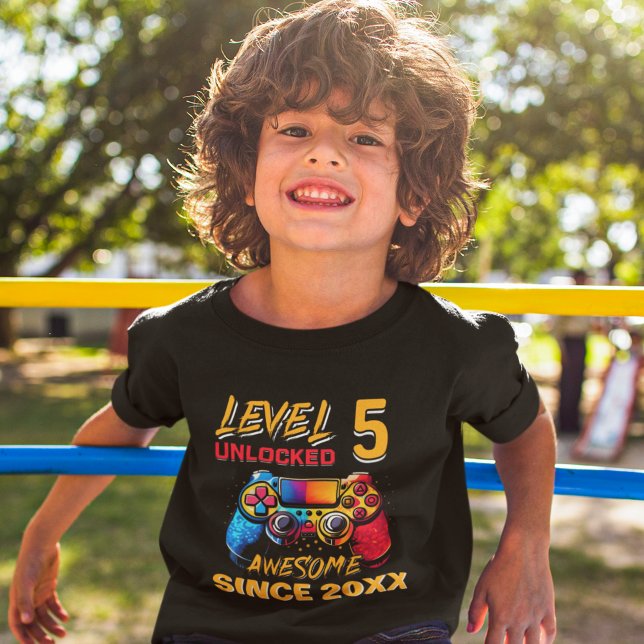 Camiseta Level 5 Unlocked - Funny Birthday 5 Kids (Criador carregado)
