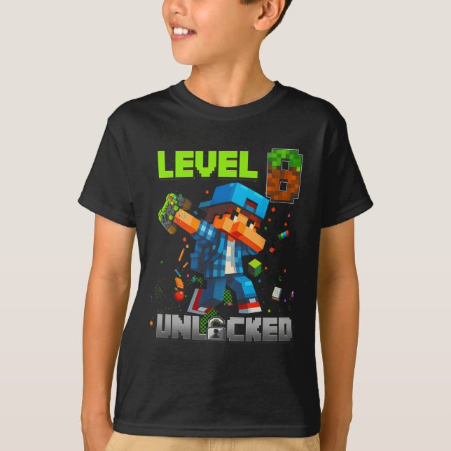 Camiseta Level 8 Unlocked Funy Birthday Boy Pixel Gamer 8th (Frente)