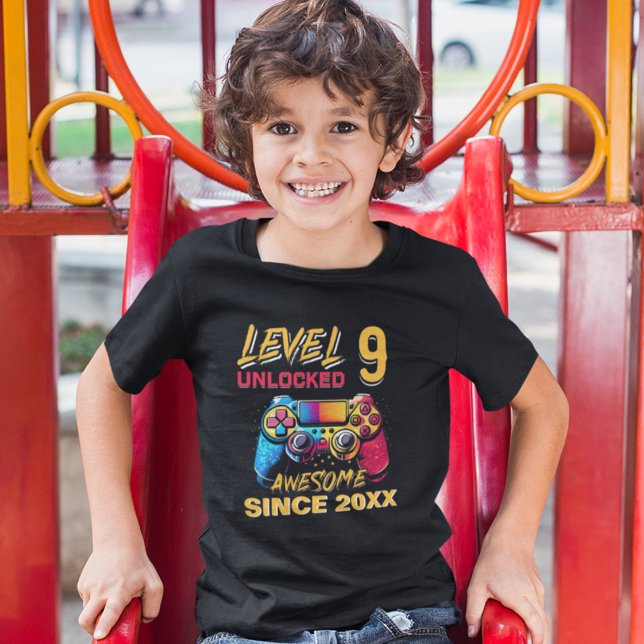 Camiseta Level 9 Unlocked - Fun Birthday 9 Gamer  (Criador carregado)
