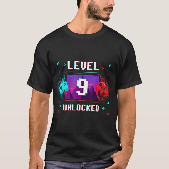 Camiseta Level 9 Unlocked Video Gamer Funny 9th Birthday Bo (Frente)