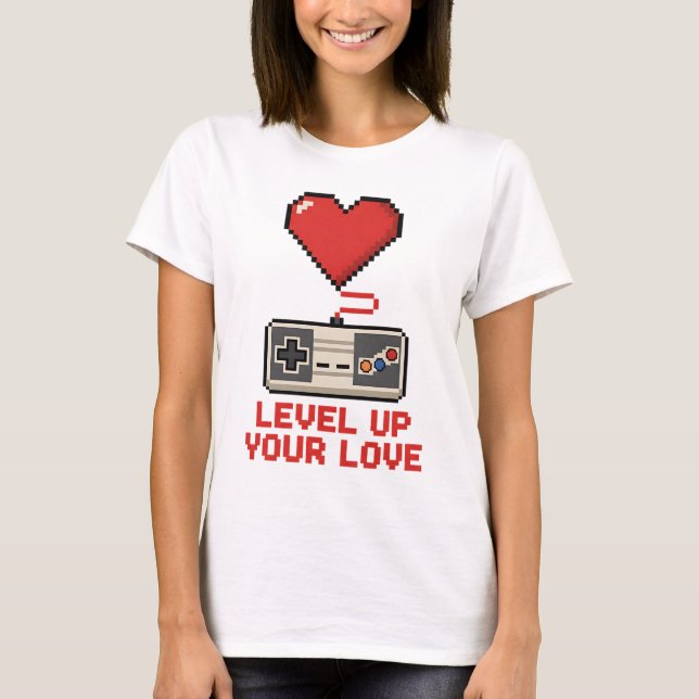Camiseta Level Up Your Love, Retro Pixel Gaming Design (Frente)