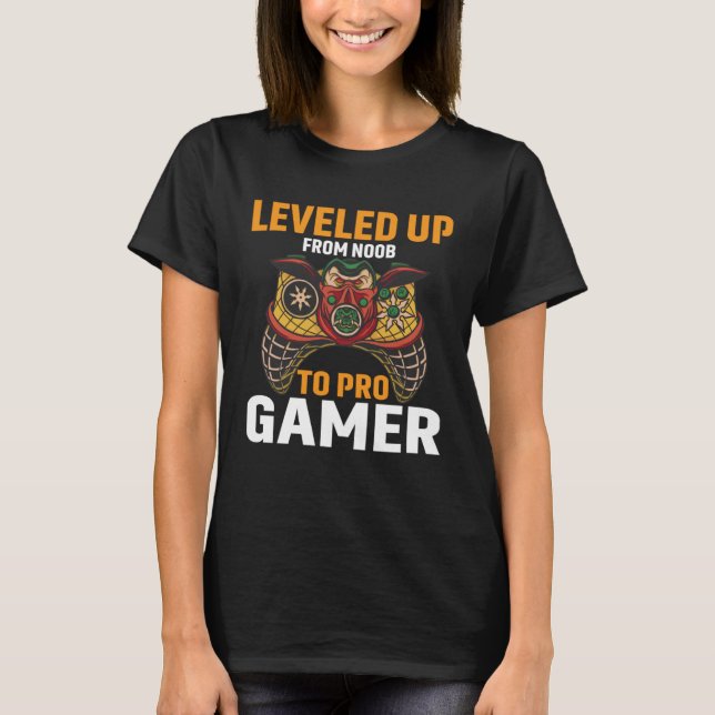 Camiseta Leveled Up From Noob To Pro Gamer  Pro Gamer Gamin (Frente)