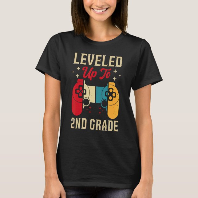 Camiseta Leveled Up To 2nd Grade Gamer Back To School First (Frente)