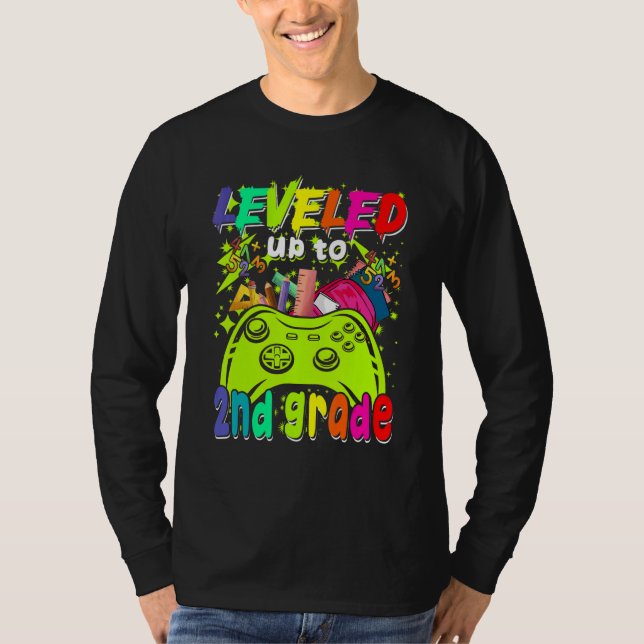 Camiseta Leveled Up To 2nd Grade Gamer Back To School First (Frente)