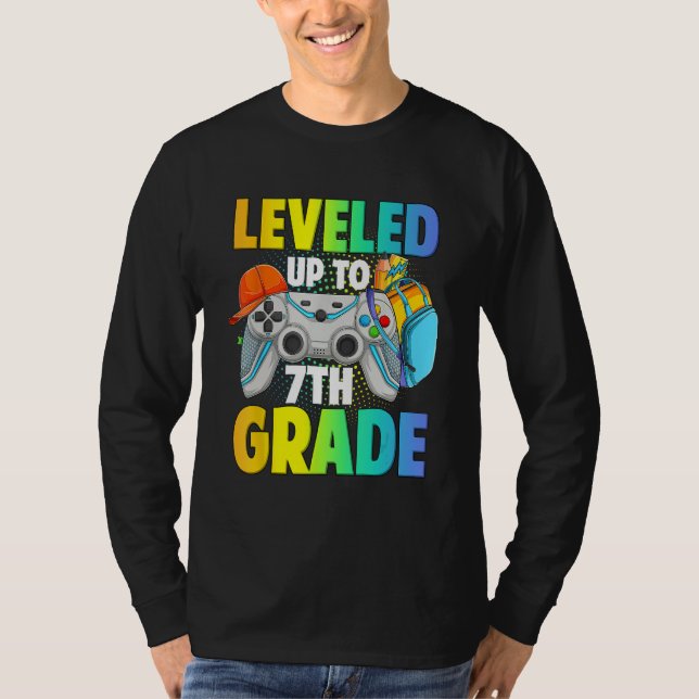 Camiseta Leveled Up To 7th Grade Video Gamer Back To School (Frente)
