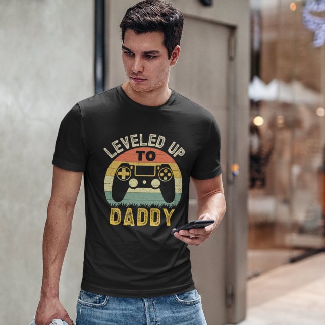 Camiseta Leveled up to Daddy, Funny Gift for New Dad (Criador carregado)